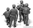 Scale Models Master Box LTD 3591 US Check Point in Iraq