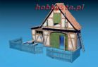 Scale Models MiniArt 35556 Shed With Wooden Fence