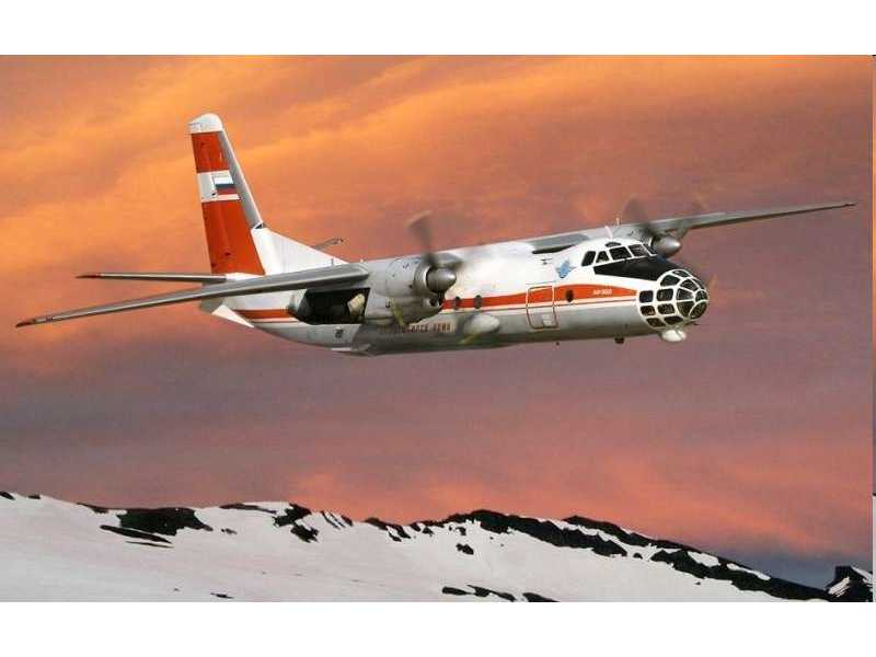 Antonow An-30D NATO code Clank - zdjęcie 1 Antonow An-30D NATO code Clank - zdjęcie 1