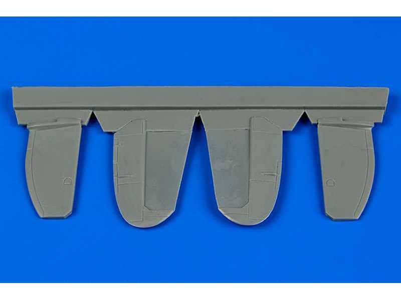 Spitfire Mk.22 control surfaces - Airfix - zdjęcie 1 Spitfire Mk.22 control surfaces - Airfix - zdjęcie 1