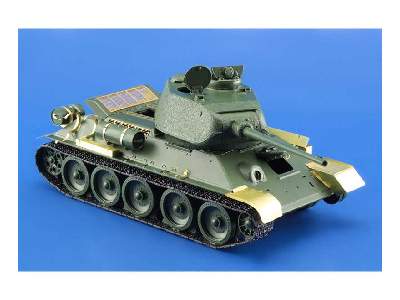 T-34/85 1/35 - Academy Minicraft - zdjęcie 3