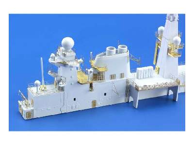 HMS Illustrious superstructure 1/350 - Airfix - zdjęcie 5