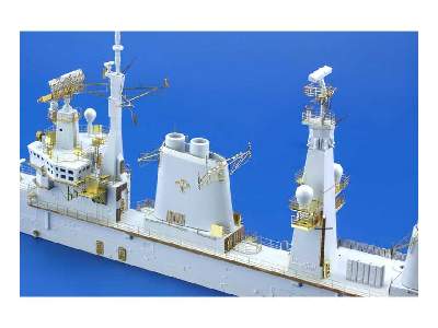 HMS Illustrious superstructure 1/350 - Airfix - zdjęcie 8