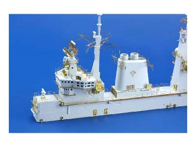HMS Illustrious superstructure 1/350 - Airfix - zdjęcie 10