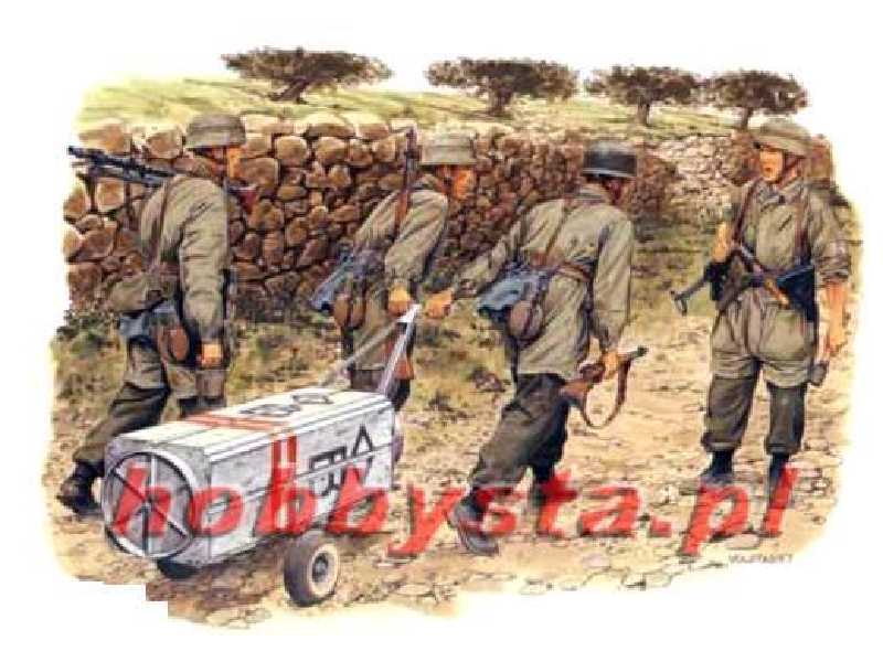 Figurki Fallschirmjager (Kreta 1941) - zdjęcie 1 Figurki Fallschirmjager (Kreta 1941) - zdjęcie 1