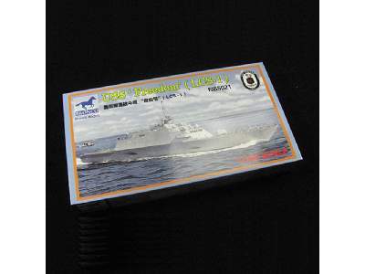 USS Freedom (LCS-1) Littoral Combat Ship - zdjęcie 2