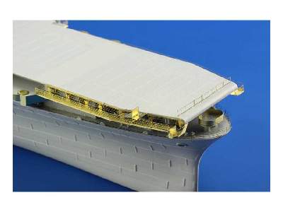 USS CV-5 Yorktown part 3 superstructure 1/350 - Merit - zdjęcie 11