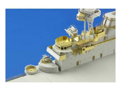 USS CV-5 Yorktown part 3 superstructure 1/350 - Merit - zdjęcie 13