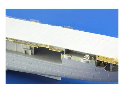 USS CV-5 Yorktown part 4 flight deck 1/350 - Merit - zdjęcie 13