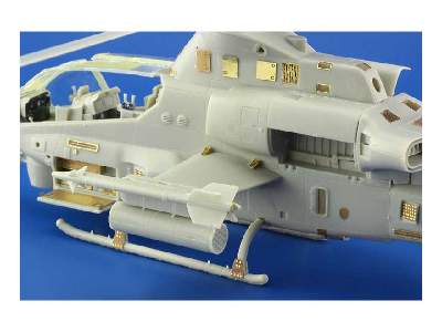 AH-1Z 1/48 - Kitty Hawk - zdjęcie 4