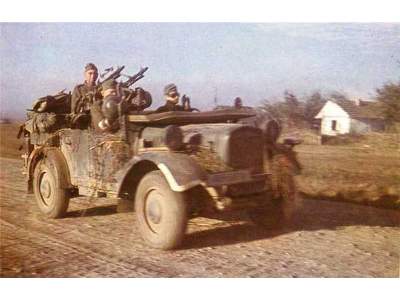 Model: Kfz.4 Truppenluftschutzkraftwagen - A.A. motor vehicle - zdjęcie 17