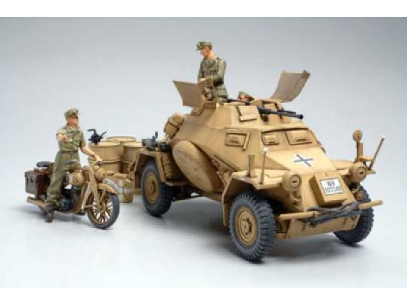 Sd.Kfz.222 północna Afryka - zdjęcie 1 Sd.Kfz.222 północna Afryka - zdjęcie 1
