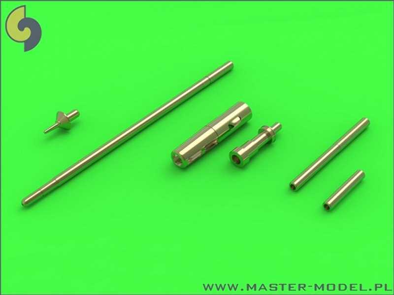 MiG-15 & MiG-15bis - gun barrels set, antenna base & Pit - zdjęcie 1 MiG-15 & MiG-15bis - gun barrels set, antenna base & Pit - zdjęcie 1
