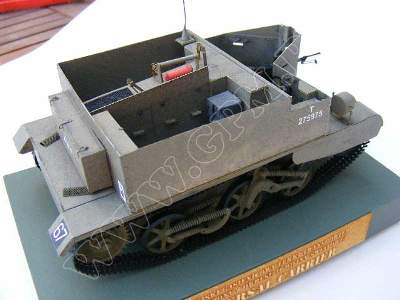 UNIVERSAL CARRIER Mk.I- komplet model i laser - zdjęcie 5