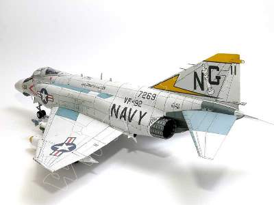 F-4J NAVY PHANTOM II - zdjęcie 2