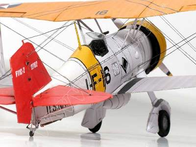 CURTISS F11 C-2 GOSHAWK komplet model i wregi - zdjęcie 11