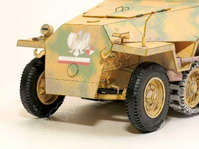 SZARY WILK  / STARÓWKA  (Sd.Kfz 251 D ) - komplet , model wręgi  - zdjęcie 11