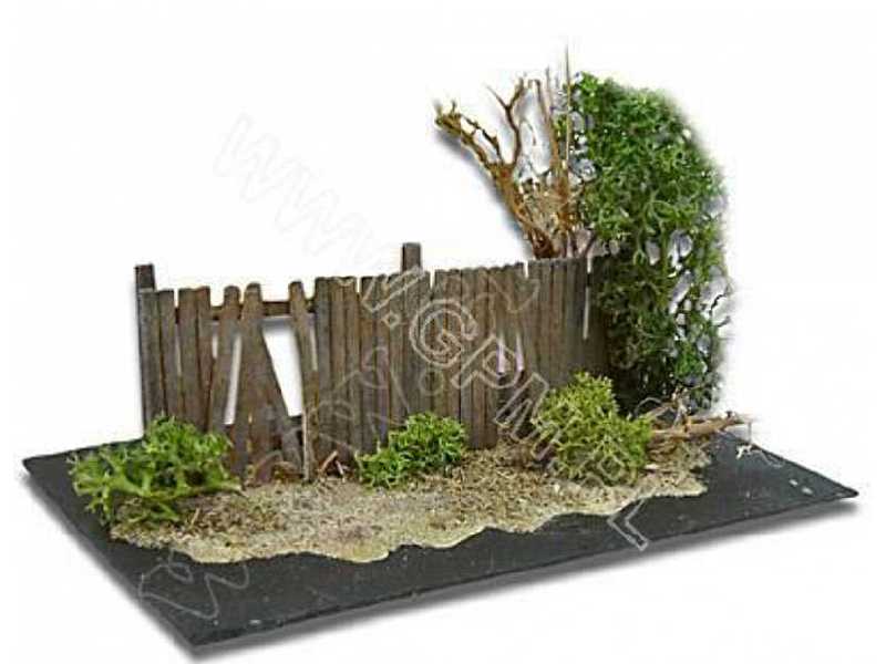 Płot drewniany -I (1/32) - zdjęcie 1 Płot drewniany -I (1/32) - zdjęcie 1
