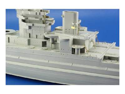 HMS Queen Elizabeth 1943 pt 1 - railing and ladders 1/350 - Trum - zdjęcie 10