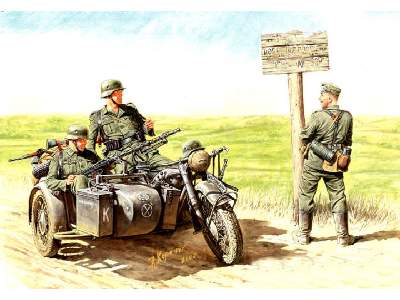 Niemiecki motocyk BMW R75 + 4 figurki żołnierzy - zdjęcie 1