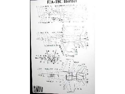 Amerykański samolot F/A-18C HORNET - zdjęcie 9