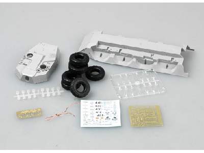 Hiszpański samochód pancerny VCR-105 AFV - zdjęcie 2