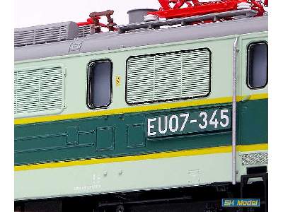 Elektrowóz EU07-345 typ 303E - PKP    - zdjęcie 27