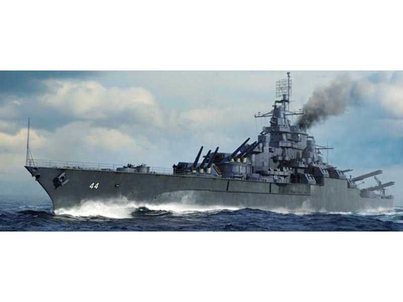 Pancernik USS California BB-44 1945 - zdjęcie 1 Pancernik USS California BB-44 1945 - zdjęcie 1