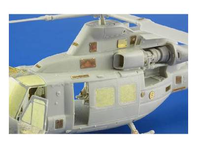 UH-1Y 1/48 - Kitty Hawk - zdjęcie 4