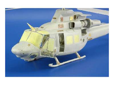 UH-1Y 1/48 - Kitty Hawk - zdjęcie 11