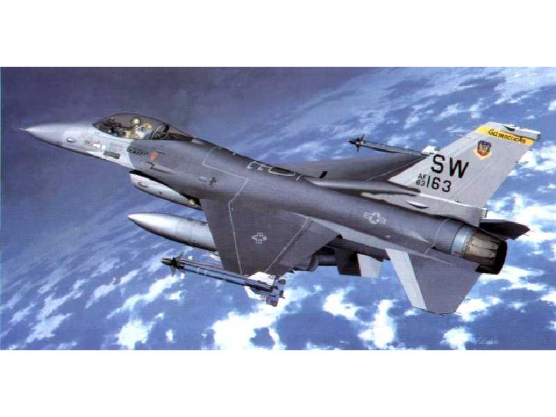 F-16c Fighting Falcon - zdjęcie 1 F-16c Fighting Falcon - zdjęcie 1