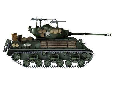 M4A3E8 Sherman FURY - zdjęcie 4