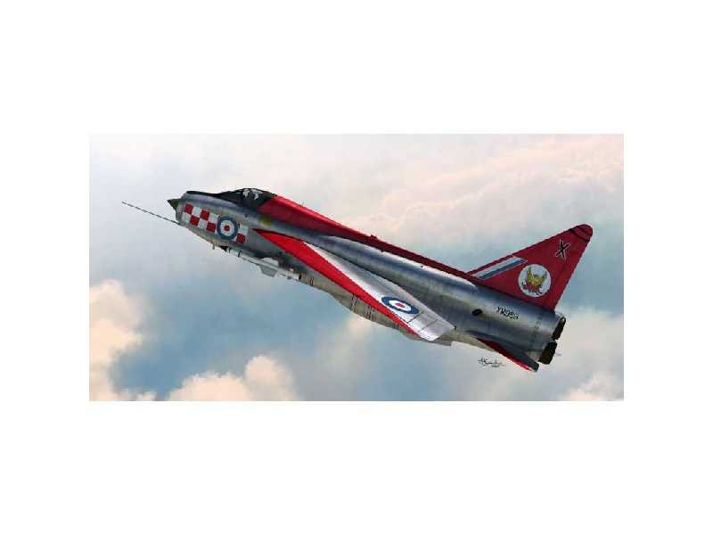 Lightning T Mk.4 - zdjęcie 1 Lightning T Mk.4 - zdjęcie 1