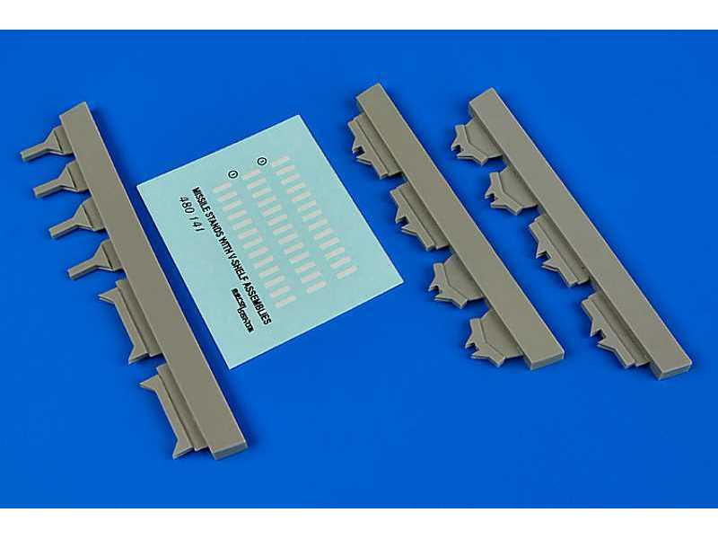 USAF Missile maintenance stands with V-shelf assemblies - zdjęcie 1 USAF Missile maintenance stands with V-shelf assemblies - zdjęcie 1