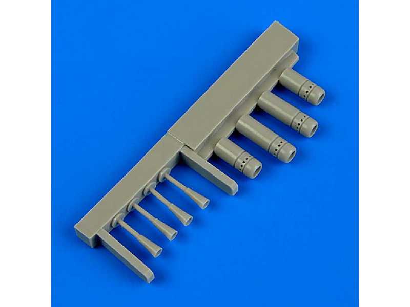 F4U-5 Corsair night gun barrels without pylons - Hasegawa - zdjęcie 1 F4U-5 Corsair night gun barrels without pylons - Hasegawa - zdjęcie 1