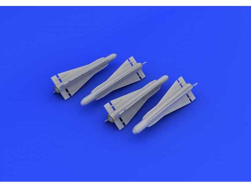 AIM-4G 1/48 - zdjęcie 1 AIM-4G 1/48 - zdjęcie 1