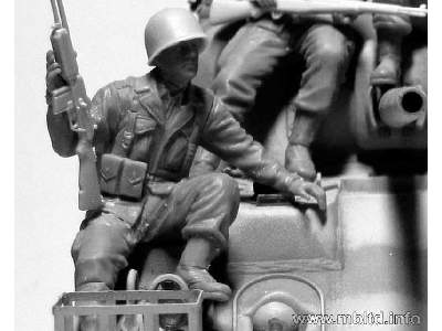 Amerykańscy spadachroniarze i brytyjscy czołgiści - Francja 1944 - zdjęcie 12