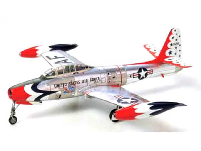Myśliwiec F-84G Thunderbirds - zdjęcie 1 Myśliwiec F-84G Thunderbirds - zdjęcie 1