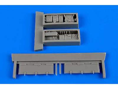 Panavia Tornado IDS electronic bay - Revell - zdjęcie 1