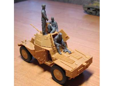 German Armoured Vehicle Crew (1941-1942) (4 figures and cat) - zdjęcie 2