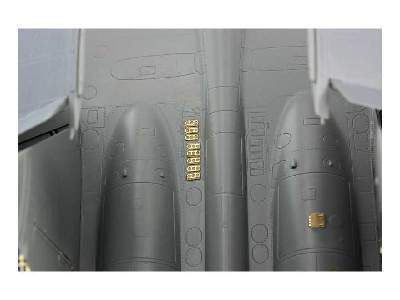 Su-33 exterior 1/48 - Kinetic - zdjęcie 12