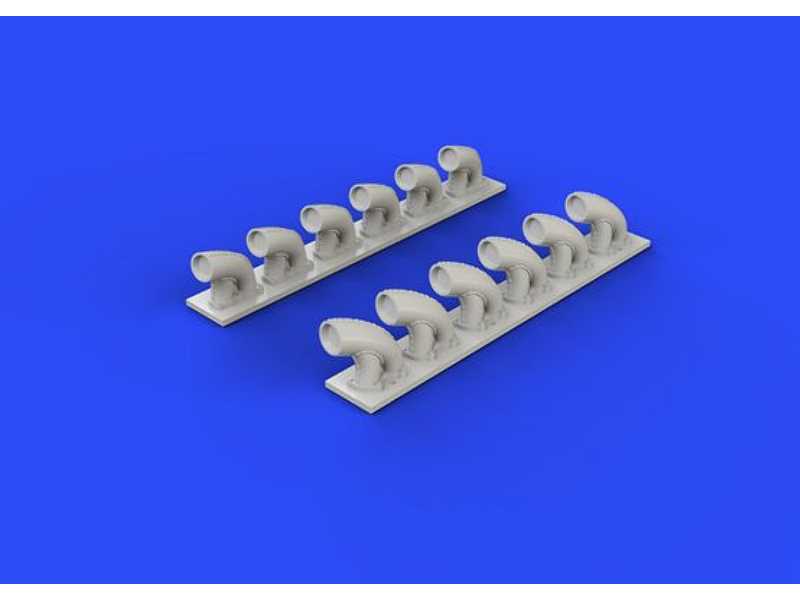 P-39Q/ N exhaust stacks 1/32 - Kitty Hawk - zdjęcie 1 P-39Q/ N exhaust stacks 1/32 - Kitty Hawk - zdjęcie 1