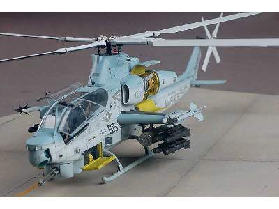 Bell AH-1Z Viper  - zdjęcie 16
