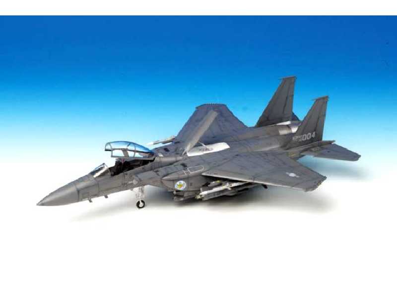 McDonnell Douglas F-15K Slam Eagle - zdjęcie 1 McDonnell Douglas F-15K Slam Eagle - zdjęcie 1