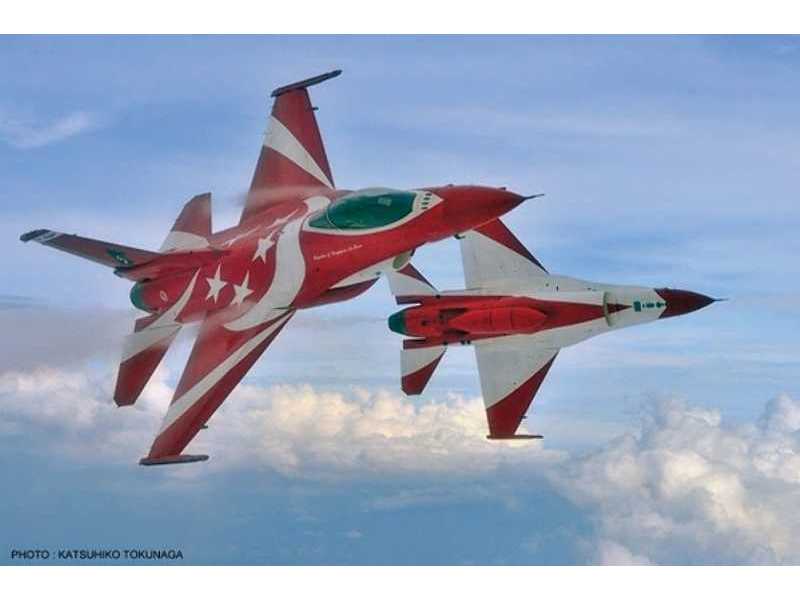 F-16c Fighting Falcon Singapore Air Force Black Knights - zdjęcie 1 F-16c Fighting Falcon Singapore Air Force Black Knights - zdjęcie 1