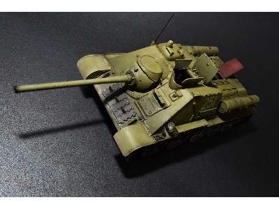 SU-85 sowieckie działo samobieżne - z wnętrzem - zdjęcie 102