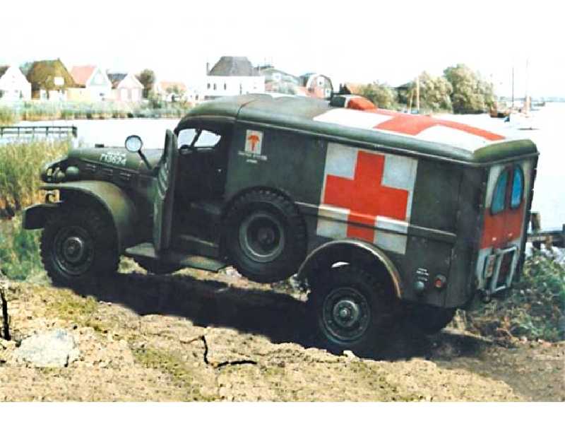 Dodge WC-54 Ambulance - zdjęcie 1