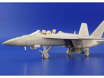 F-18F Super Hornet 1/72 - Hasegawa - zdjęcie 7