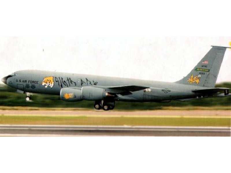 Boeing KC-135 R/FR Stratotanker - latająca cysterna - zdjęcie 1