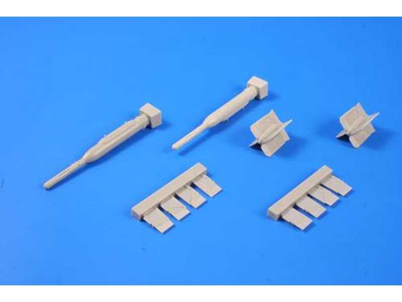GBU-24 Paveway III Laser Guided Bomb (2 pcs) - zdjęcie 1 GBU-24 Paveway III Laser Guided Bomb (2 pcs) - zdjęcie 1